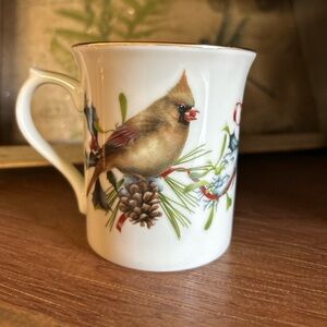 Lenox Winter Greetings Coffee Mug Cardinals Porcelain Gold Trim C McClung NEW